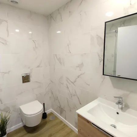 Serenity House With Garden Tatil Evi *