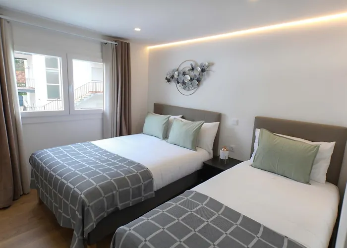 Serenity House With Garden 펜션 *